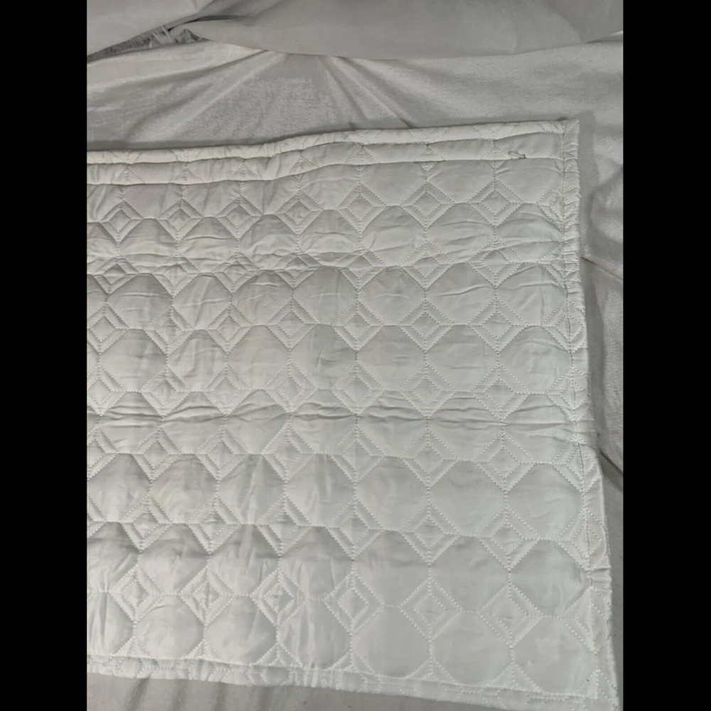 NEW Hotel Collection Alabastar Quilted (1) Standard Sham Pillow - Picture 8 of 12
